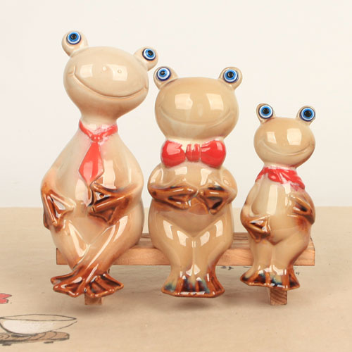 정다운 빨간 넥타이 개구리 가족 소품 인형